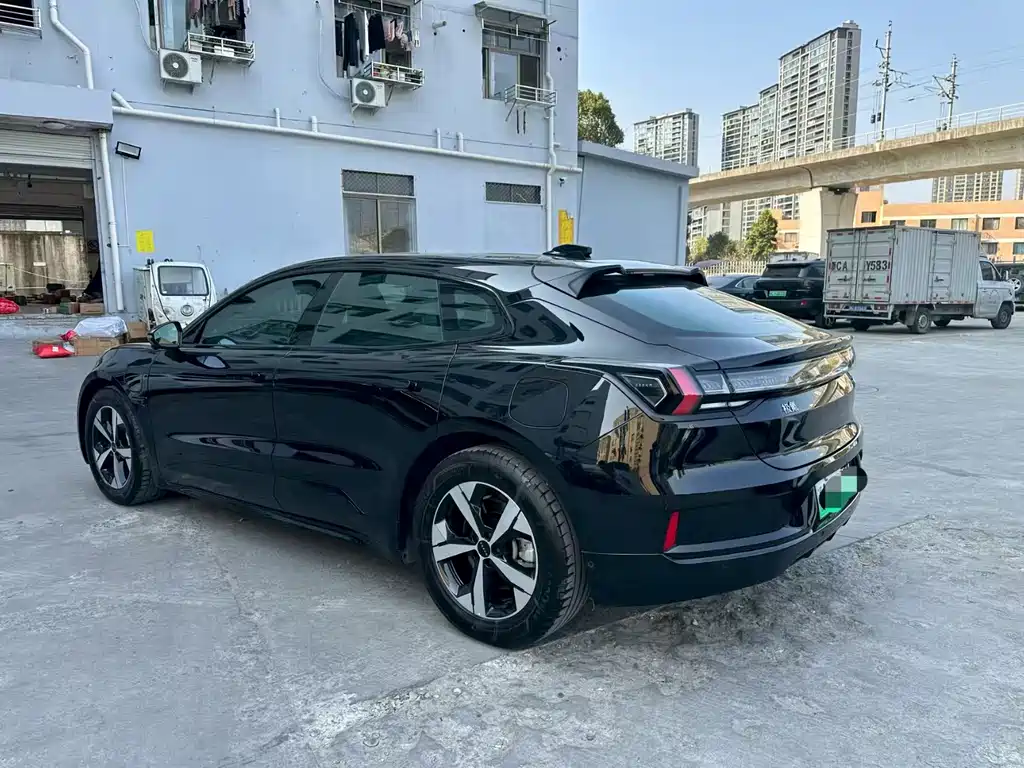 ZEEKR EXTREME KRYPTON 001