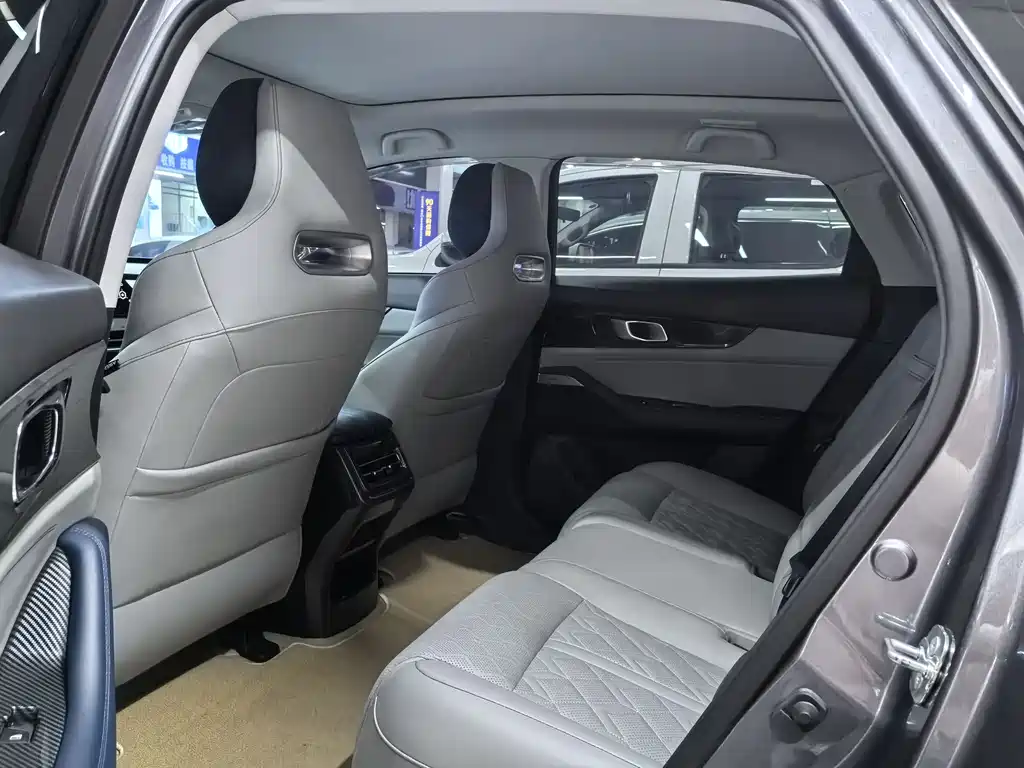 CHANGAN UNI K SMART IDD