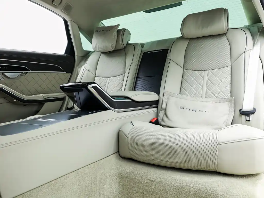Audi A8 — миниатюра 12