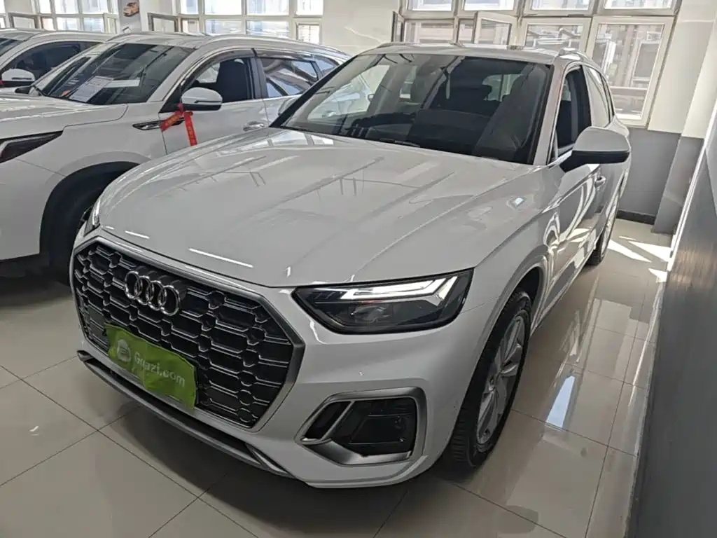Audi Q5L — миниатюра 2