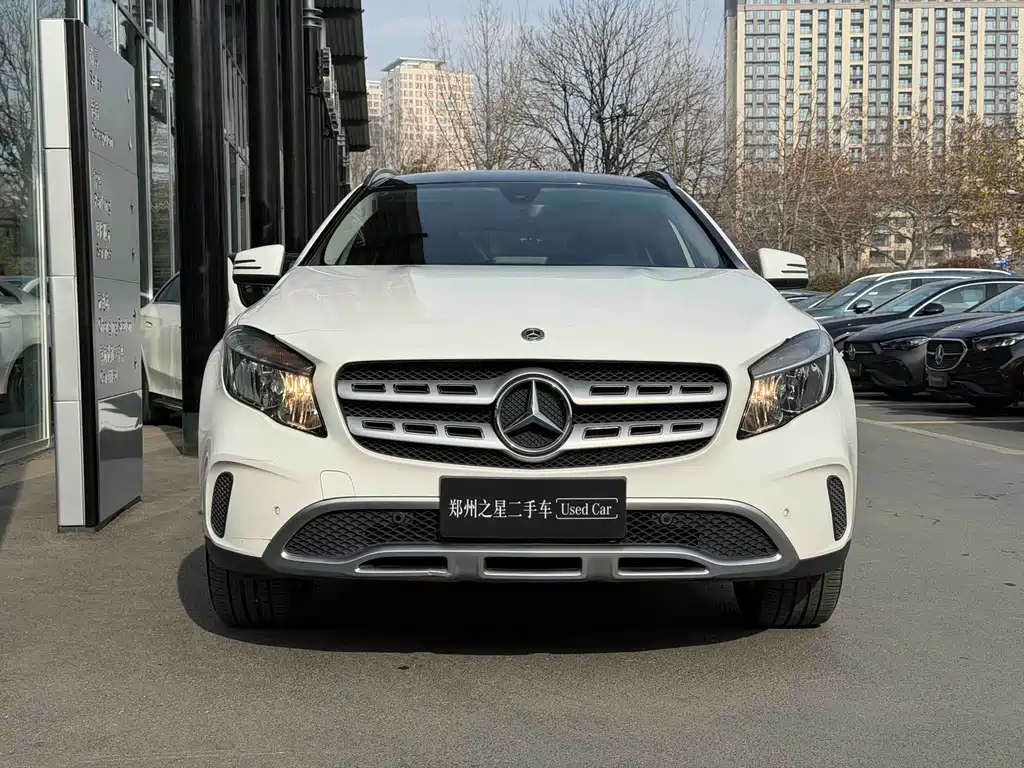 Mercedes-Benz GLA — миниатюра 6