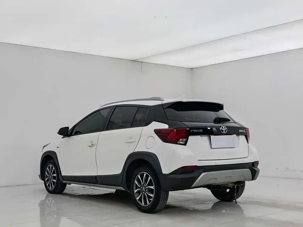 TOYOTA YARIS L ZHIXUAN