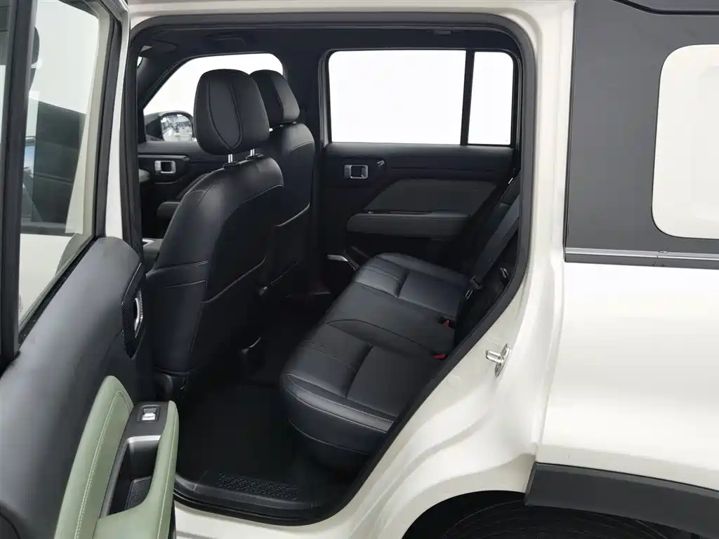 BAOJUN YUE ALSO PLUS