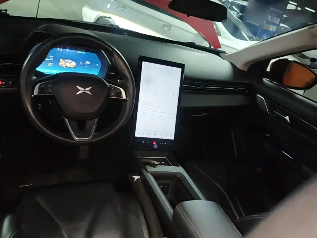 XPeng G3 — миниатюра 10
