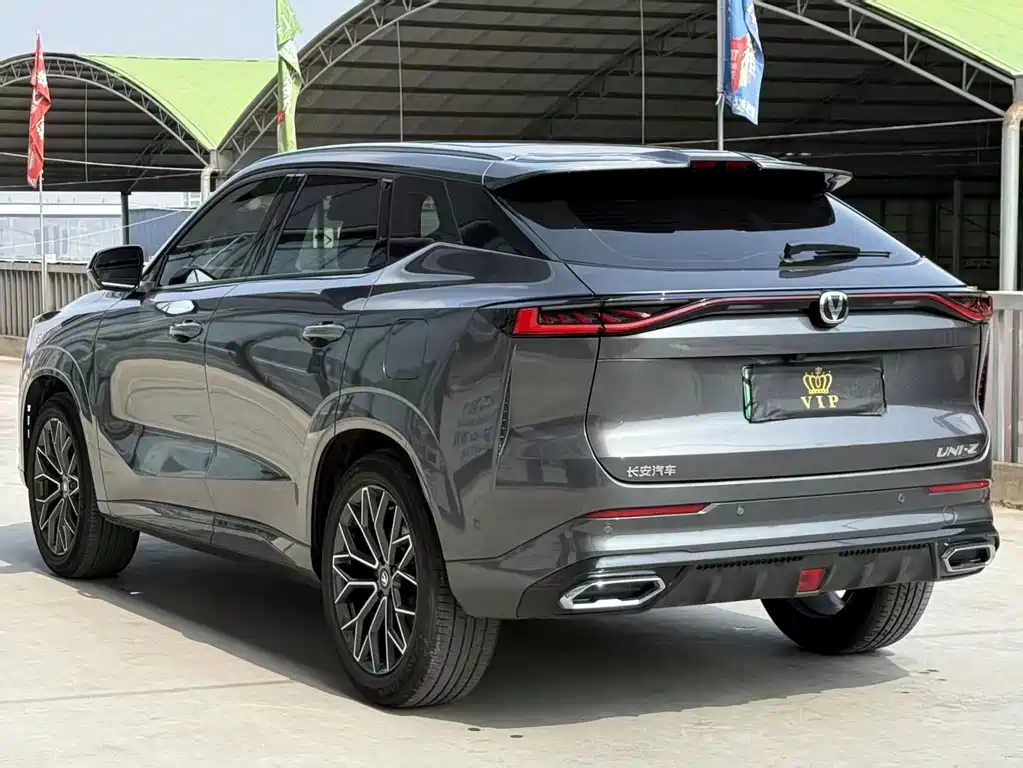 Changan UNI-Z New Energy — миниатюра 4