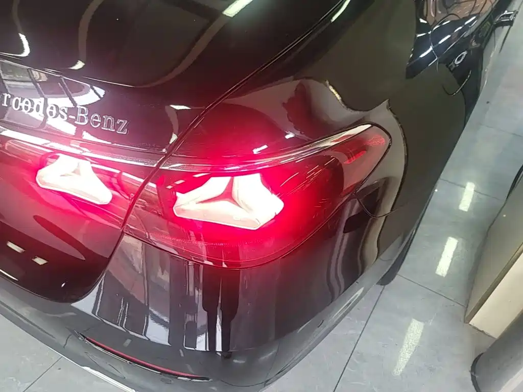 Mercedes-Benz E-Class E 2025 E 300 L Fashion