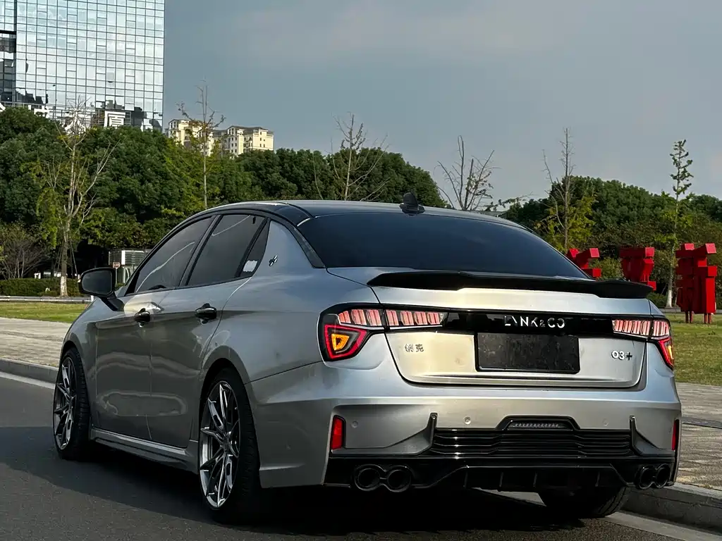 Lynk & Co 03 — миниатюра 9