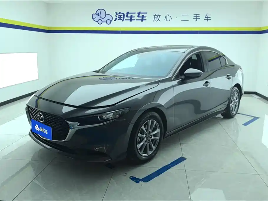 Mazda 3 Axela 2022