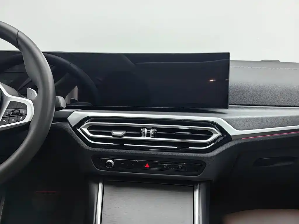 BMW 3 Series — миниатюра 12