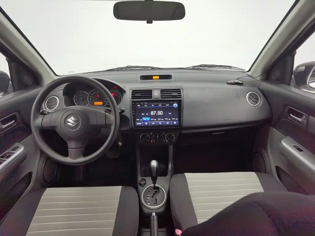 Suzuki Swift — миниатюра 5