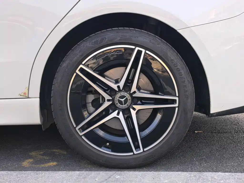 Mercedes-Benz C-Class — миниатюра 20