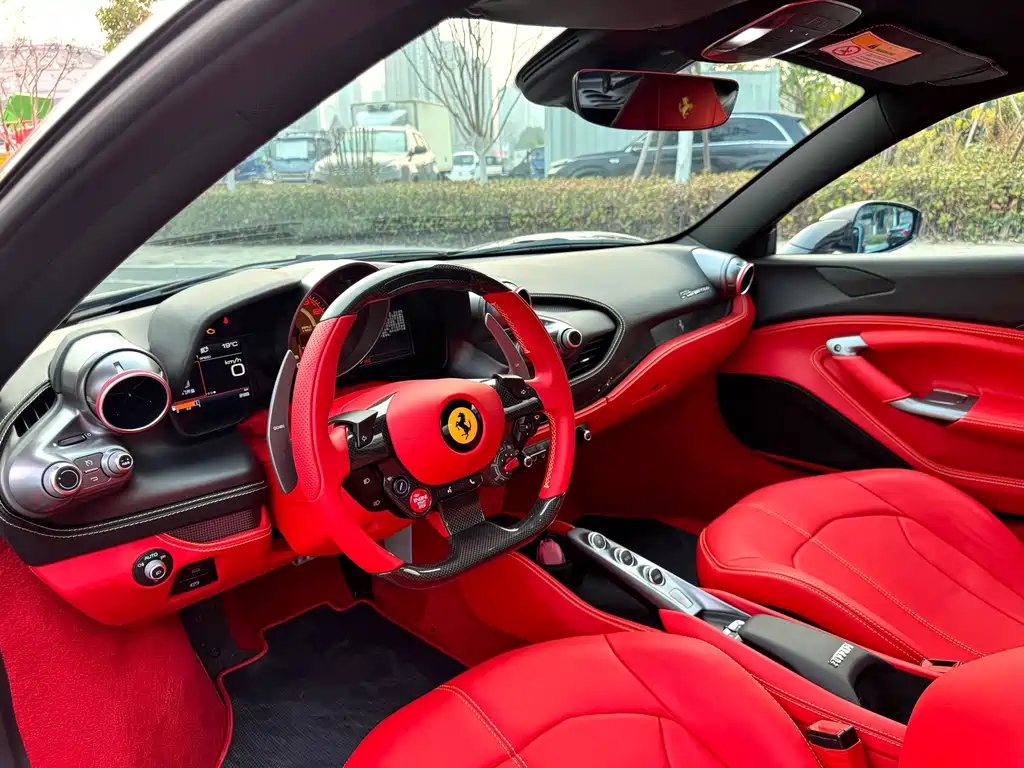 Ferrari F8 — миниатюра 4