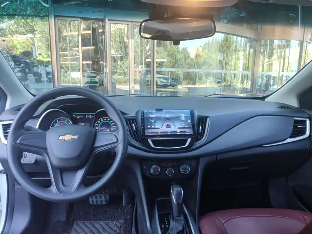 Chevrolet Cavalier — миниатюра 11