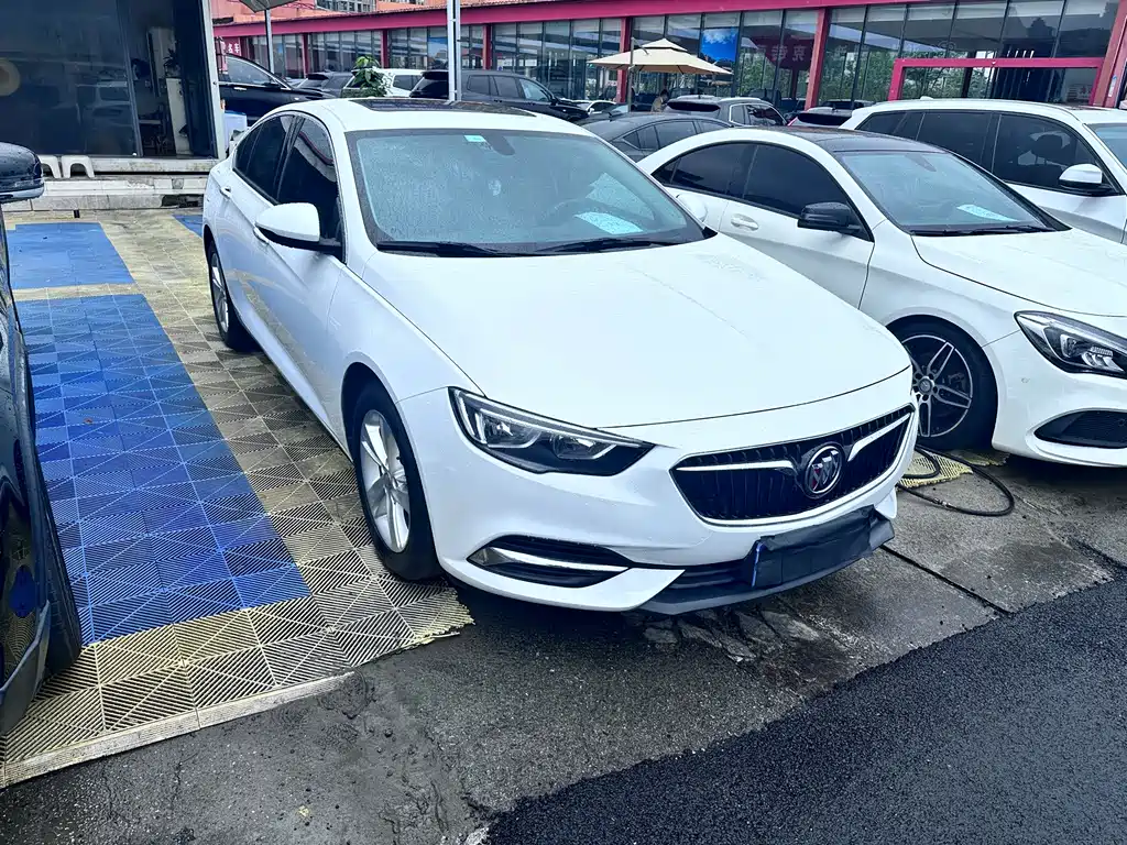 Buick Regal — миниатюра 2