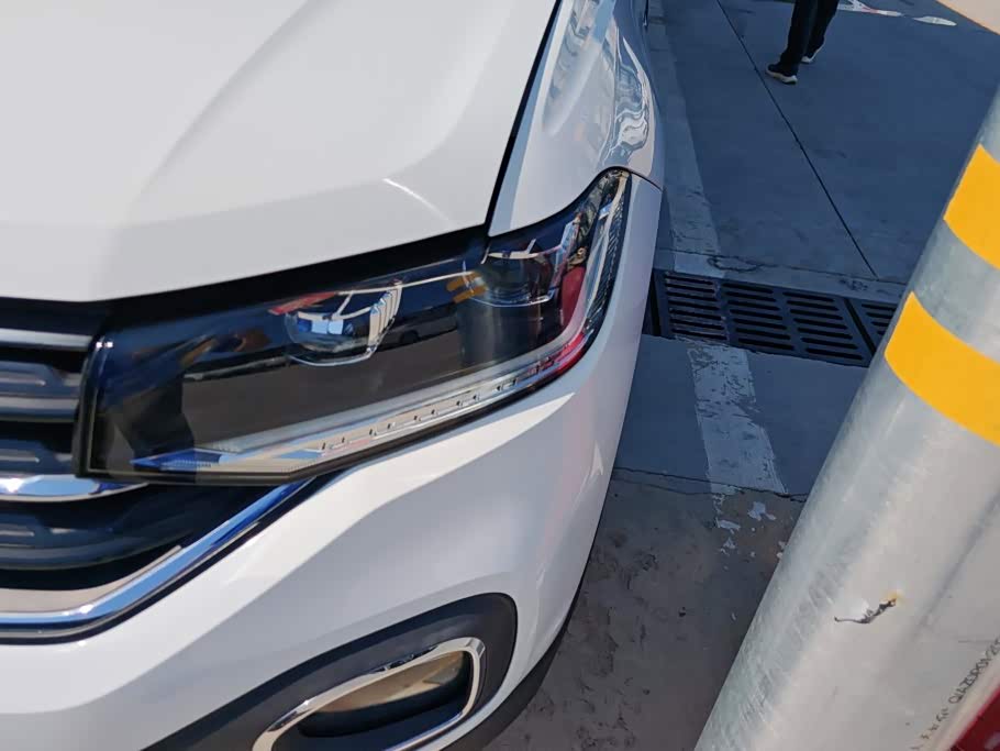 Volkswagen Tanying 1.5 л 2021 г. Белый, пробег 20400 км