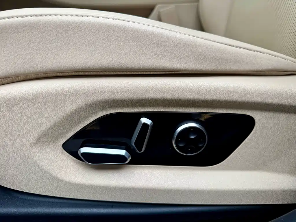 AITO AITO M5 — миниатюра 29