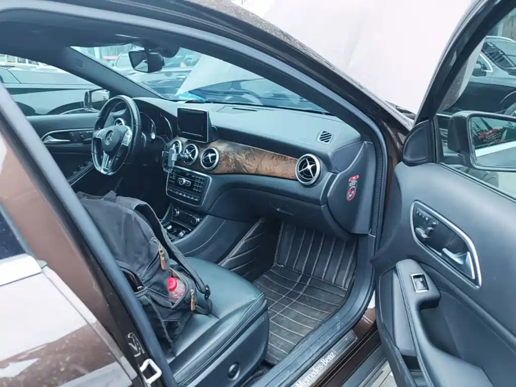 Mercedes-Benz GLA — миниатюра 9