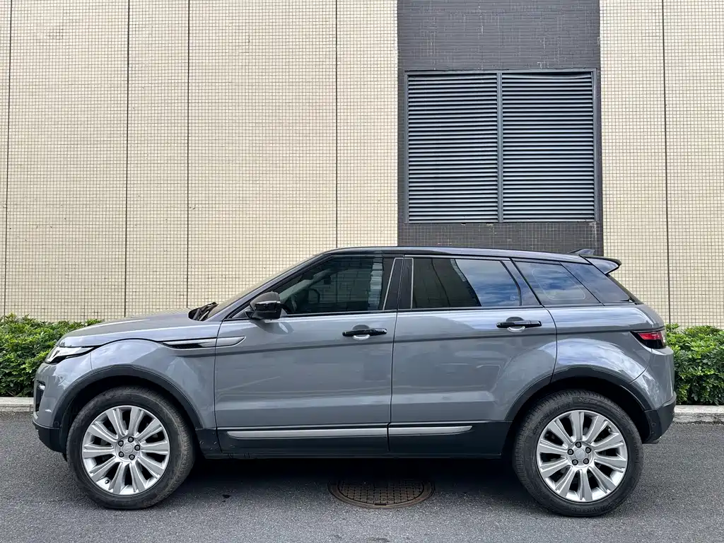 Land Rover Evoque — миниатюра 12