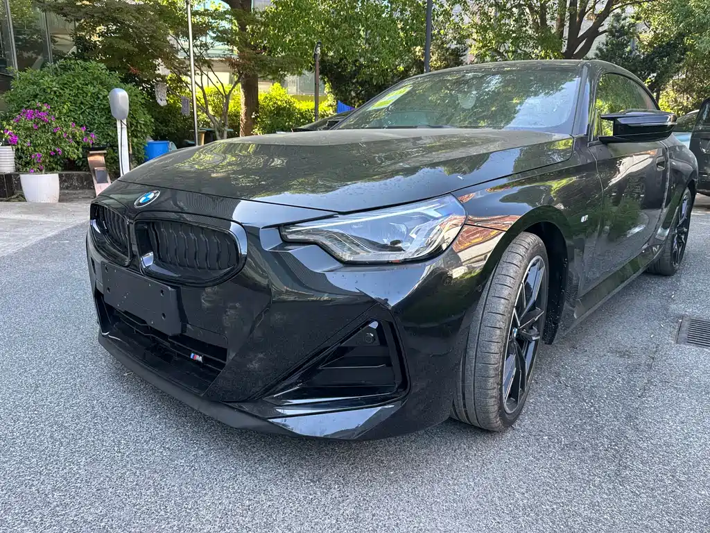 BMW M240i 2026 M240i