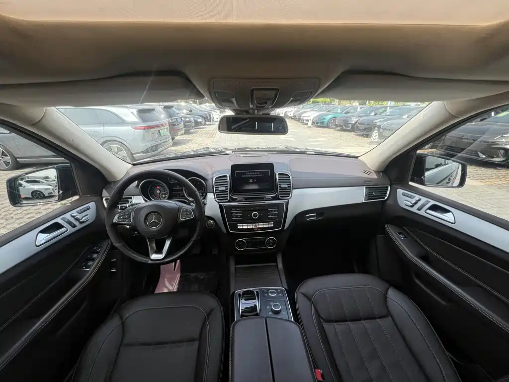 Mercedes-Benz GLS 2017 GLS 400 4MATIC