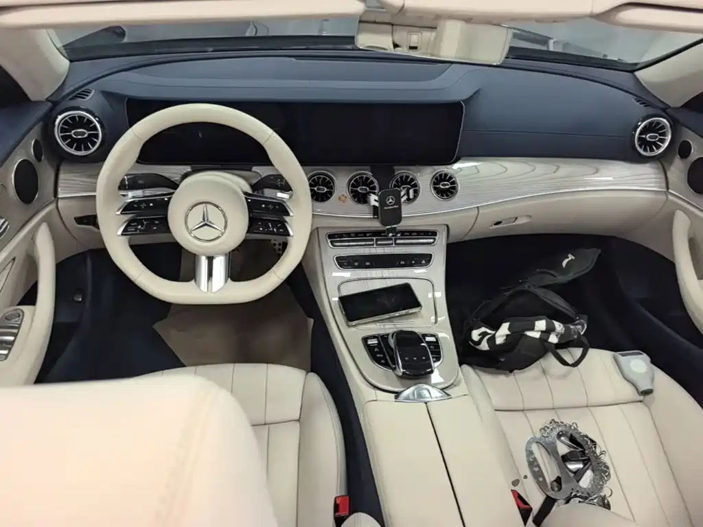 Mercedes-Benz E-Class (Import) — миниатюра 14