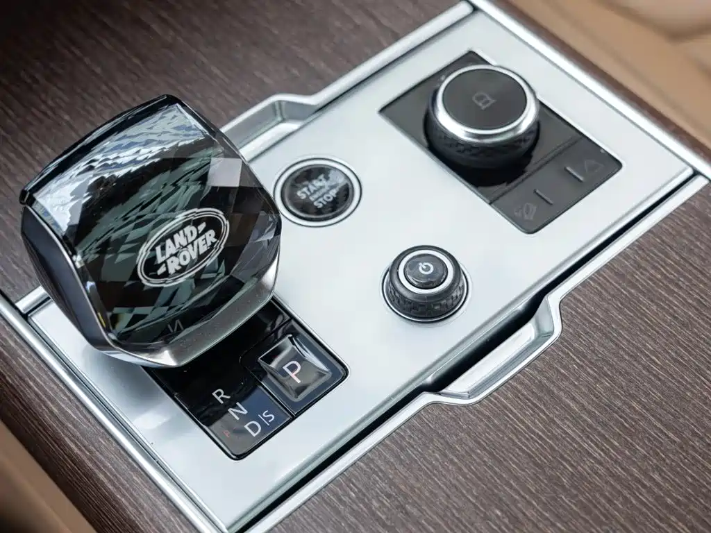 Land Rover Range Rover — миниатюра 15