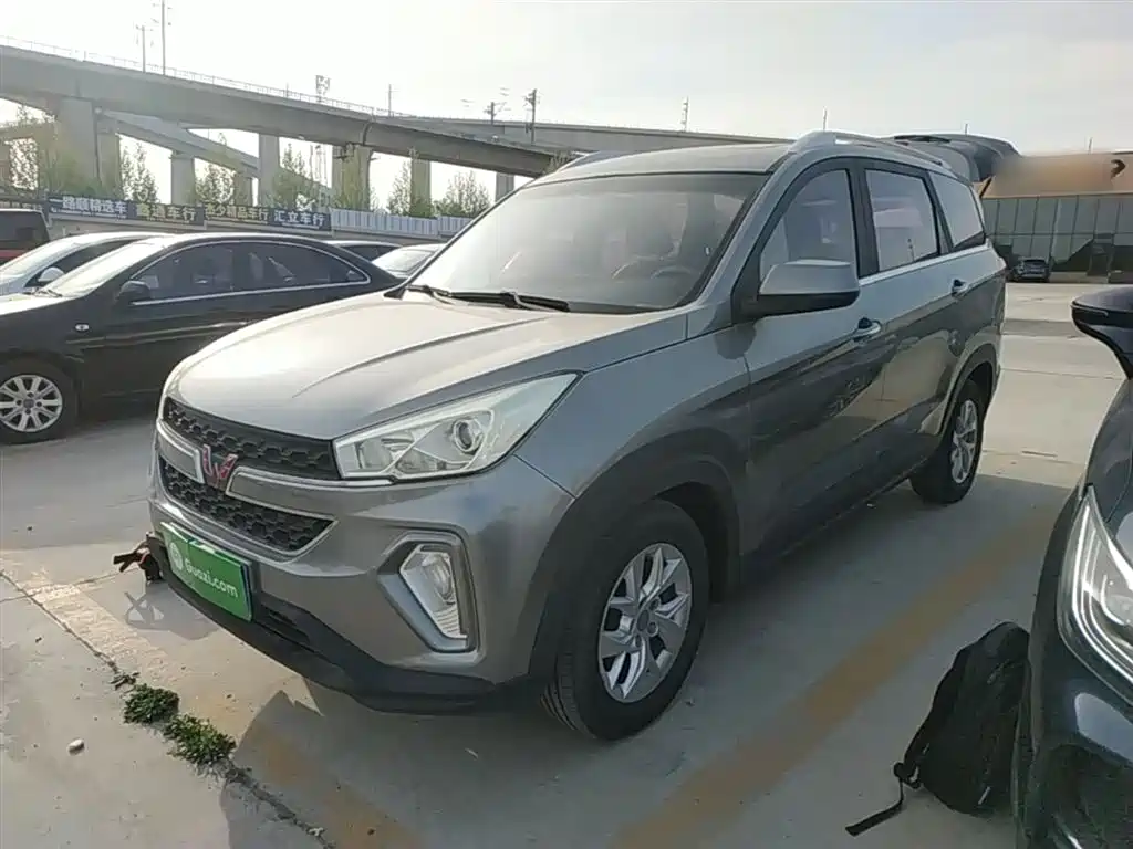 Wuling Hongguang S3 2019