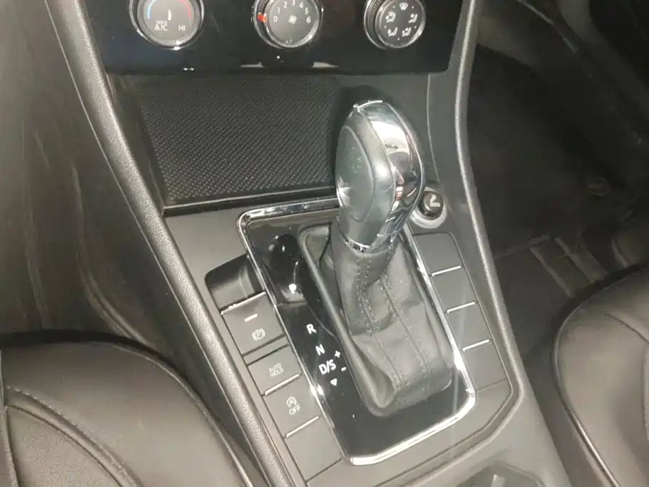 Volkswagen Bora — миниатюра 16