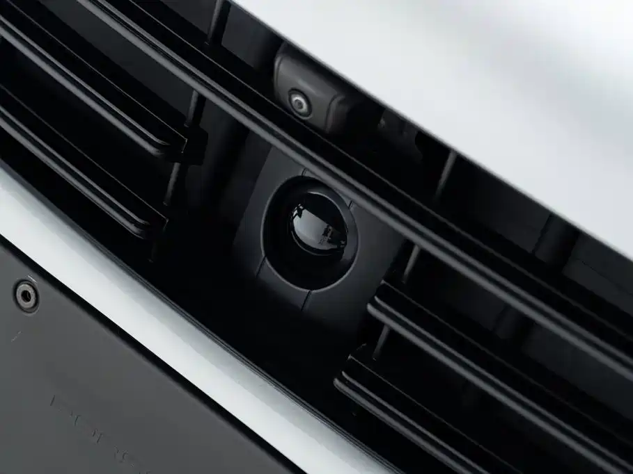 Porsche Cayenne — миниатюра 6