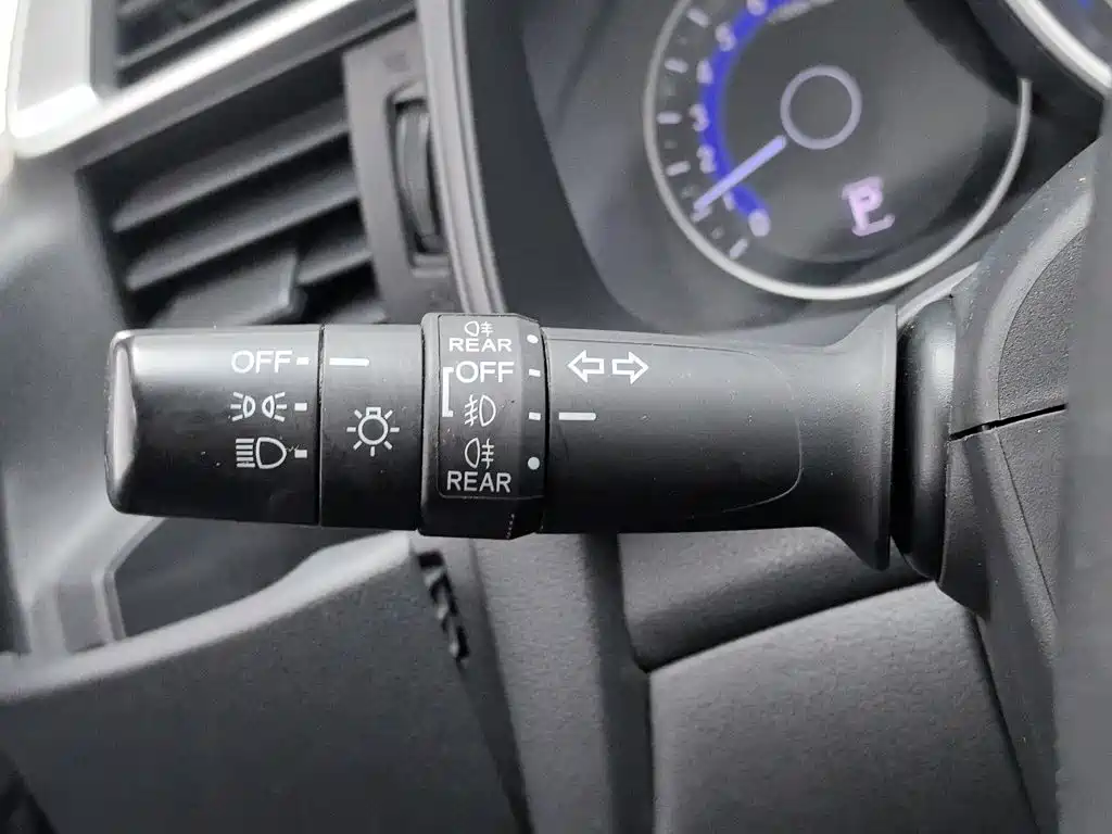 Honda Fit — миниатюра 21