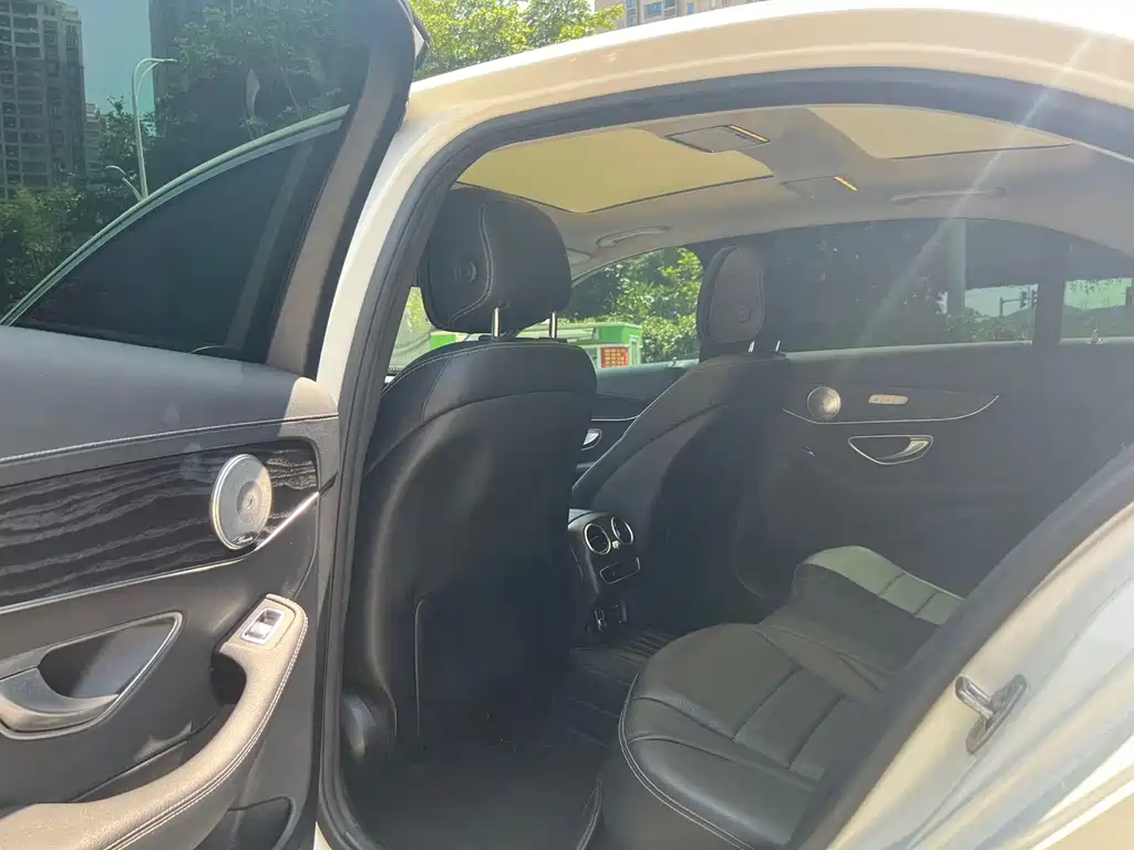 MERCEDES-BENZ C CLASS