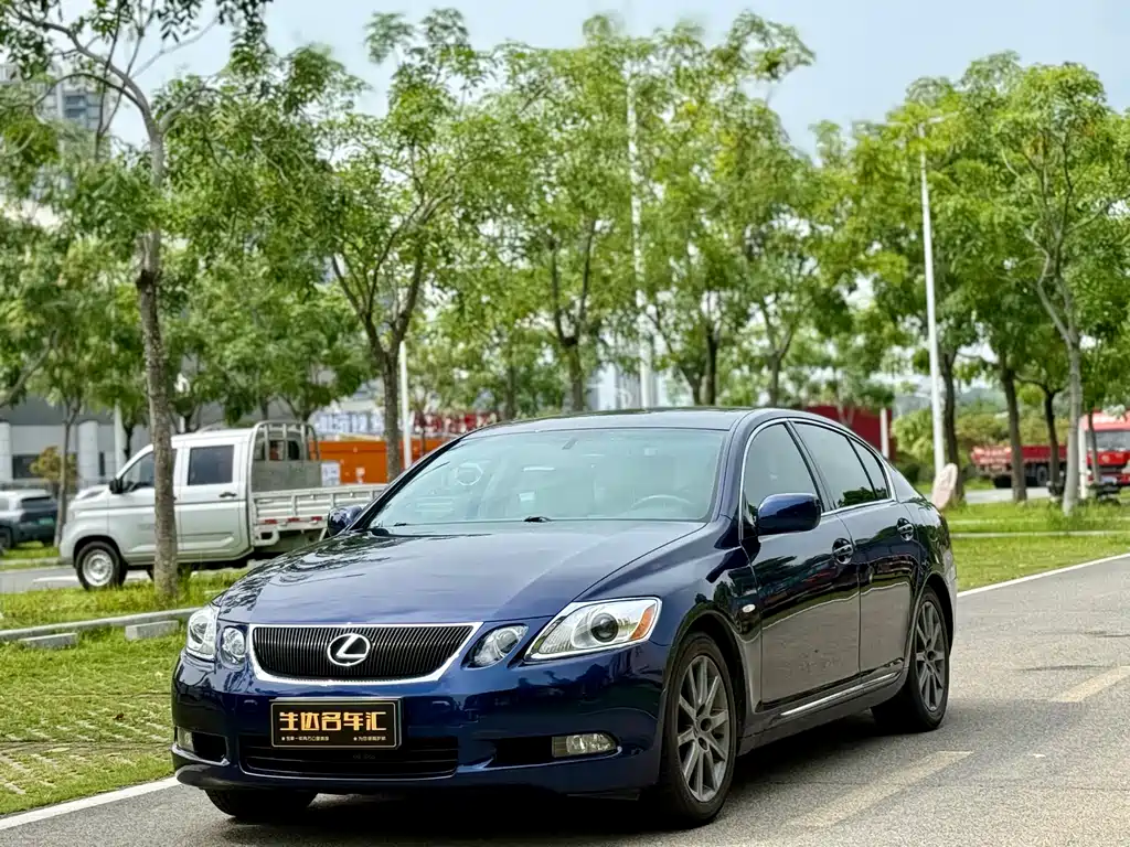 Купить Lexus GS