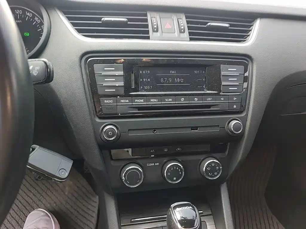 Skoda Octavia — миниатюра 18