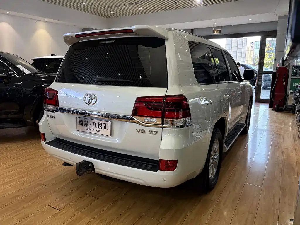 Toyota Land Cruiser — миниатюра 14