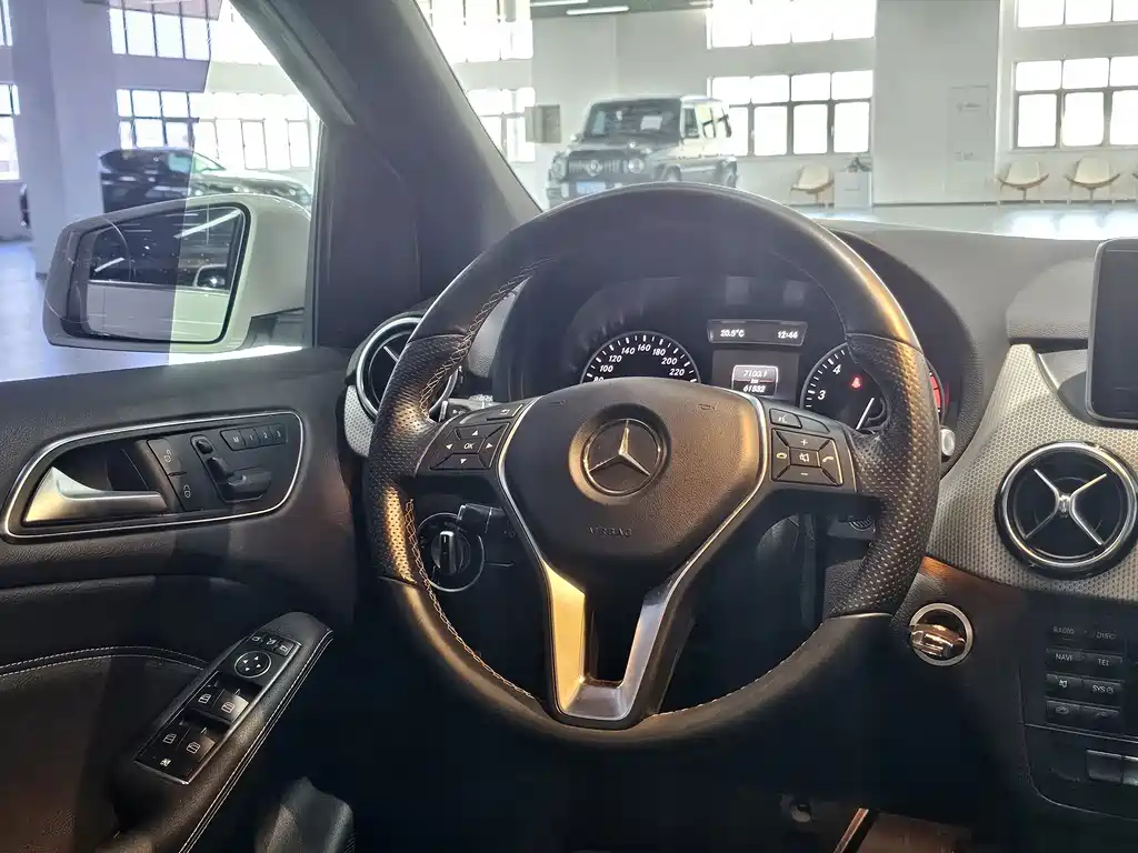 Mercedes-Benz B-Class — миниатюра 4