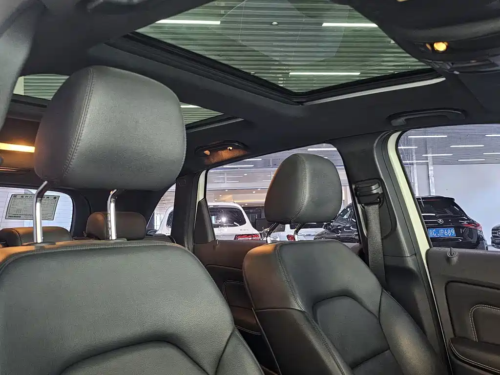 Mercedes-Benz B-Class — миниатюра 12