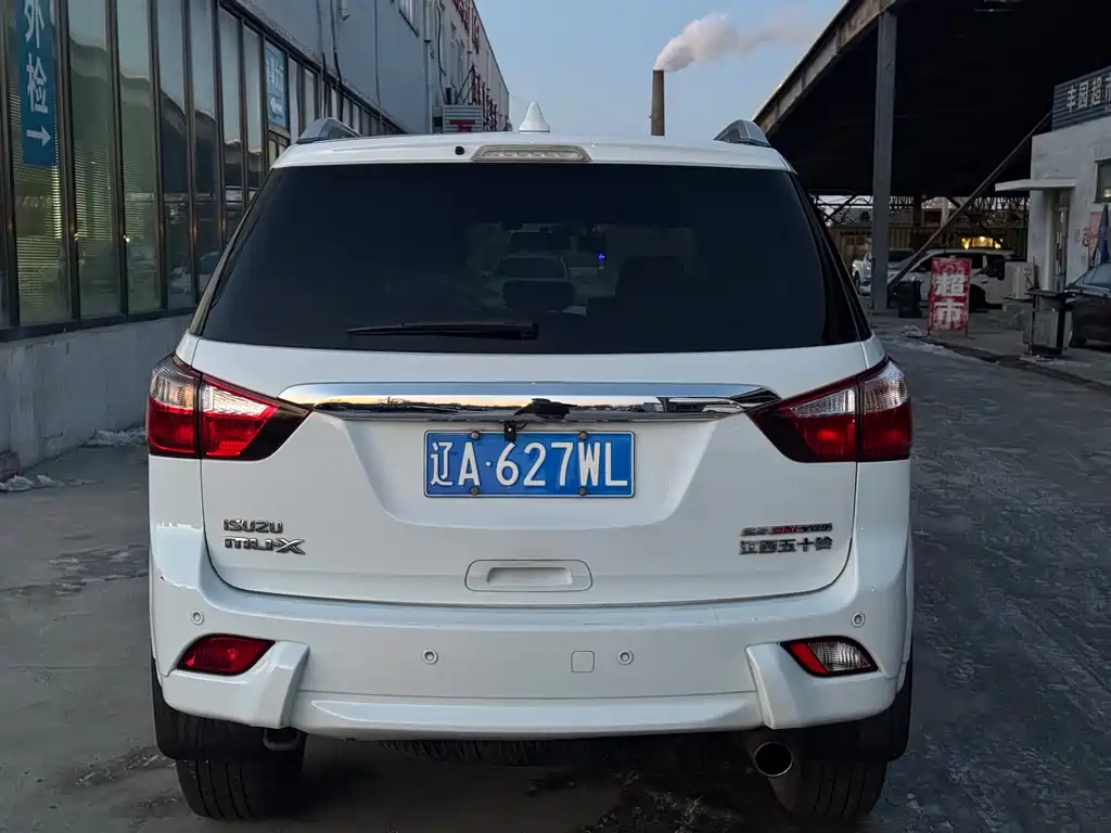 ISUZU MU X SHEPHERD RANGER