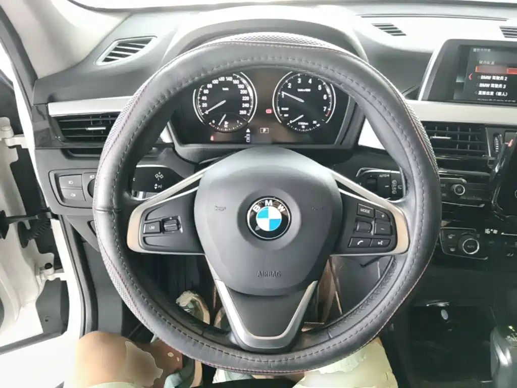 BMW X1 — миниатюра 11