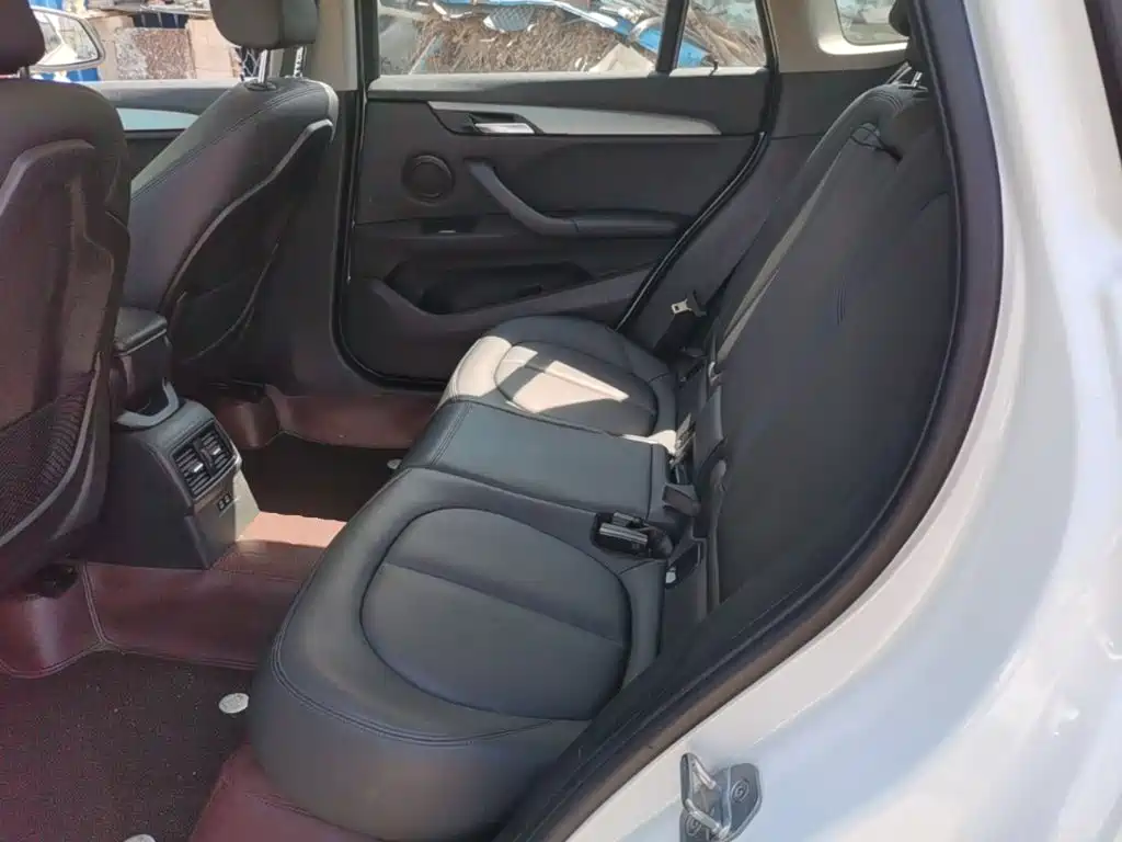 BMW X1 — миниатюра 17