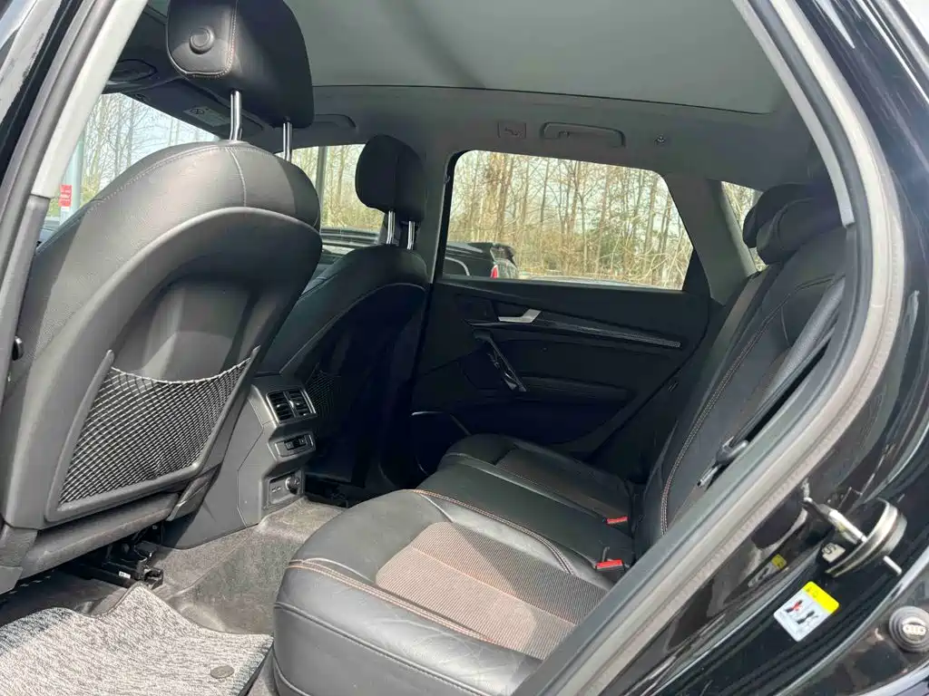 Audi Q5L — миниатюра 8