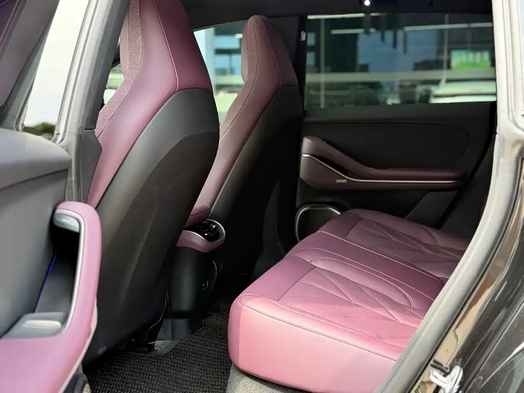 NIO ET5T — миниатюра 7