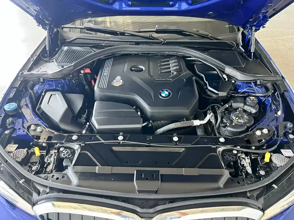 BMW 3 Series — миниатюра 26