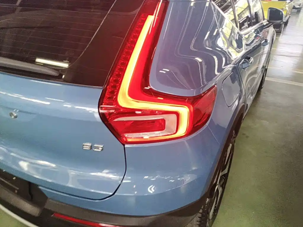 Volvo XC40 — миниатюра 8