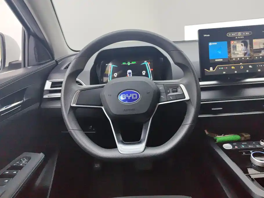 BYD e2 — миниатюра 15
