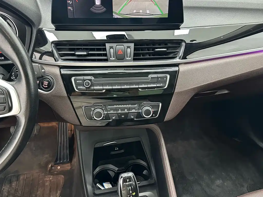 BMW X1 — миниатюра 14