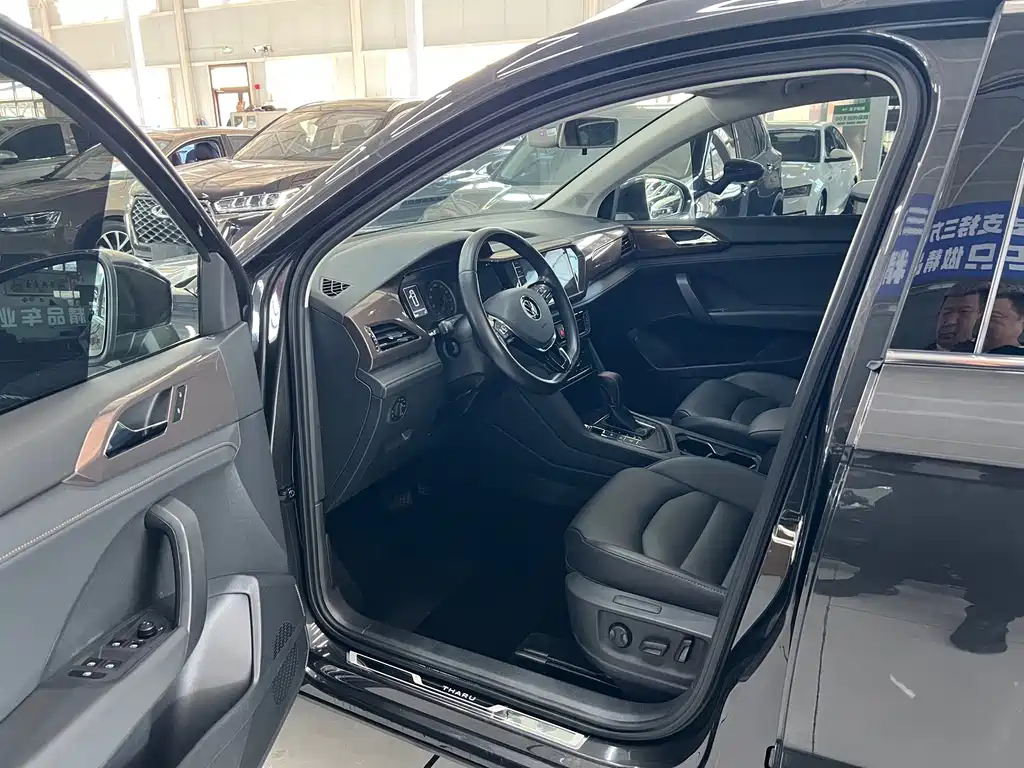 Volkswagen Tharu — миниатюра 4