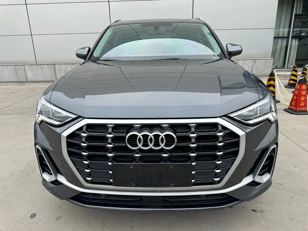 Audi Q3 2022 35 TFSI Fashion