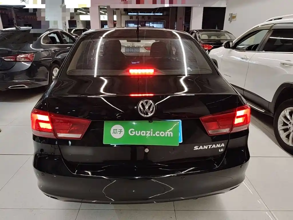 Volkswagen Santana — миниатюра 6