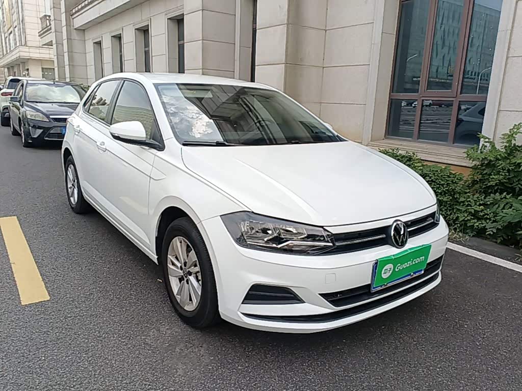 Volkswagen Polo 1.5 л 2024 г. Белый, пробег 2300 км