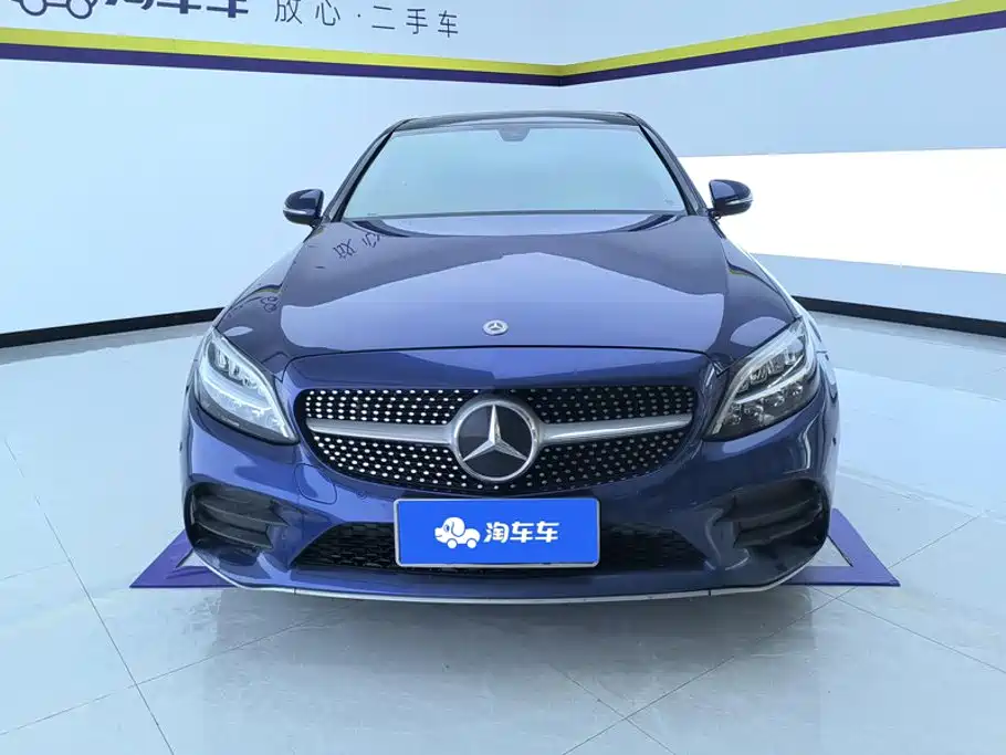 Mercedes-Benz C-Class — миниатюра 2